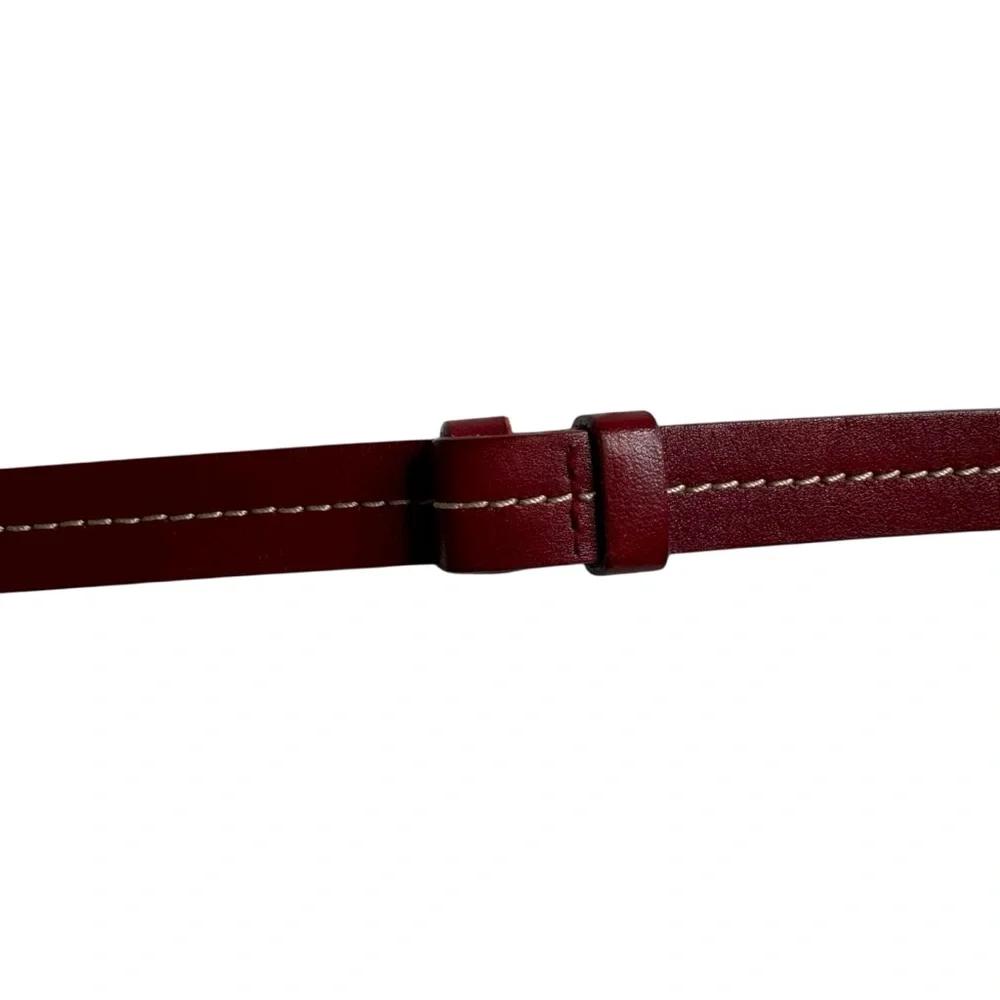Landes Canada Genuine Leather Chain Clasp Buckle Belt Womens One Size Minimalist